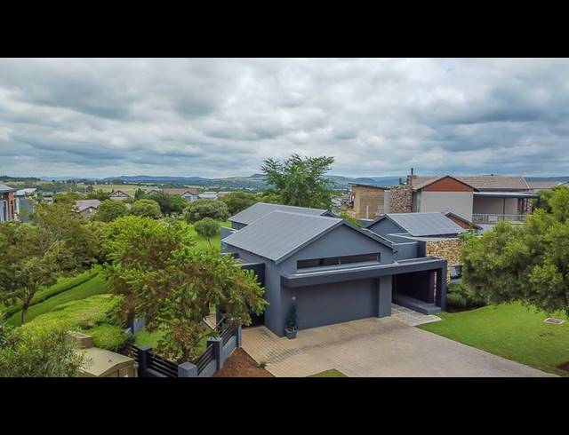 3 BEDROOM HOUSE FOR SALE IN COPPERLEAF ESTATE